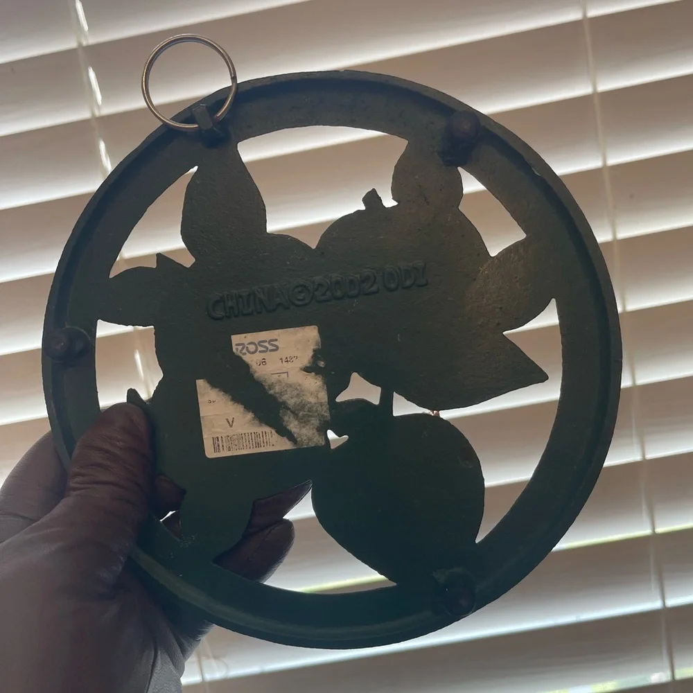Apple Themed Vintage trivet for Kitchen - Picture 3 of 3